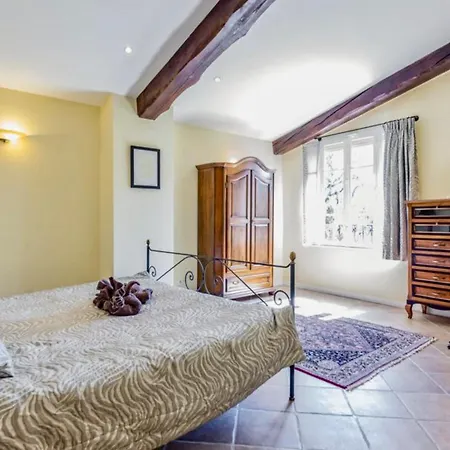 Modern Franco Private Mediterranean Escale
